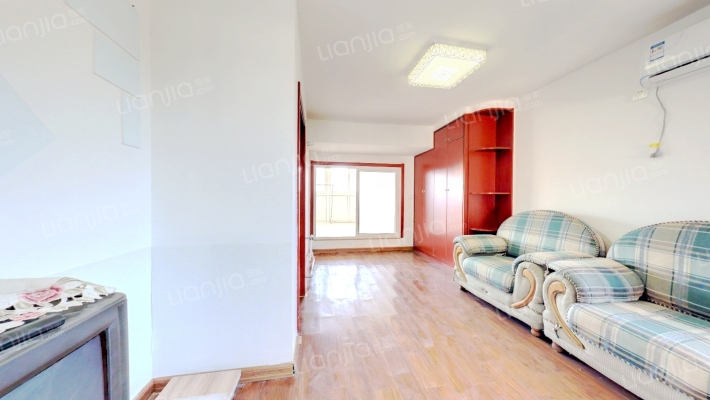 西南河路二手房实景图