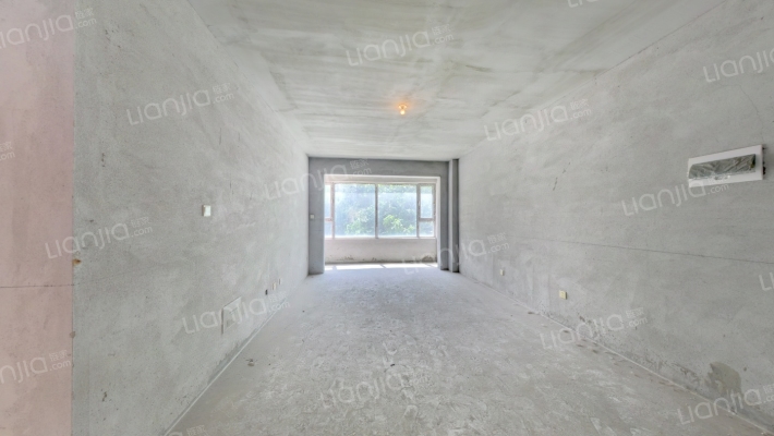 高铁雅苑二手房实景图