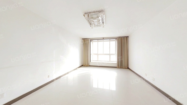 四方怡园二手房实景图