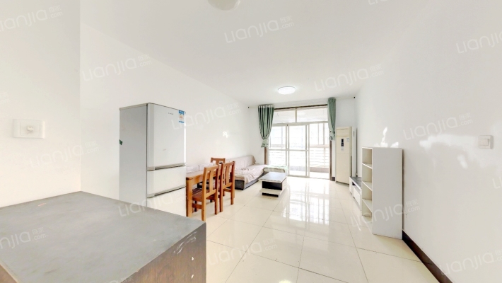 校园春天二手房实景图