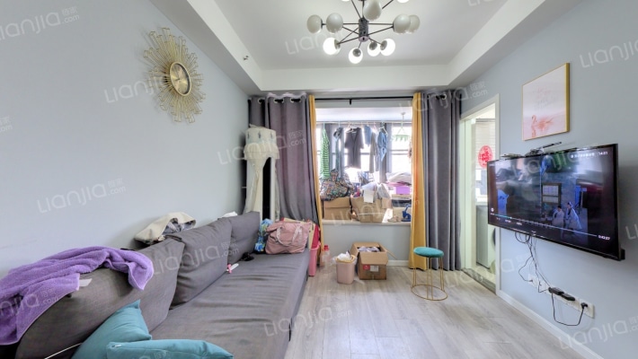 明发财富中心二手房实景图