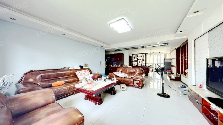 警苑小区二手房实景图