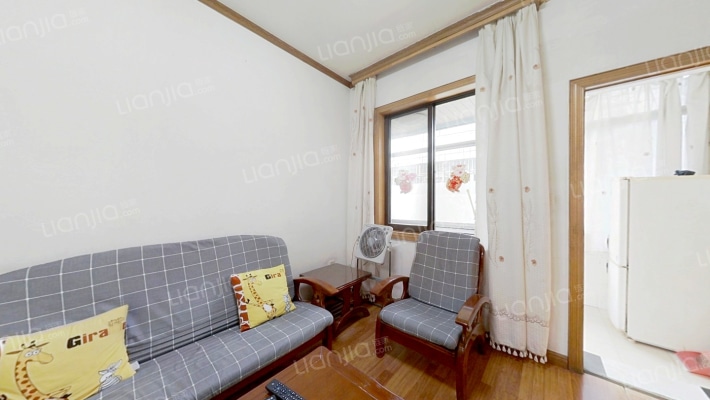 溢辉大厦二手房实景图