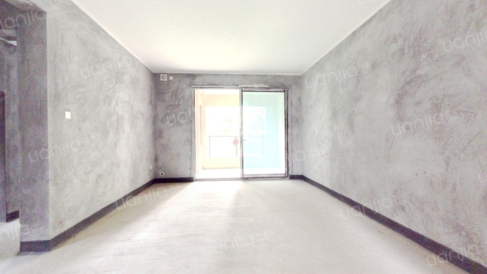 璟樾云山二期二手房实景图