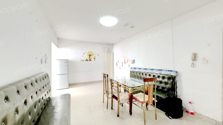 剑桥春雨小区二手房实景图