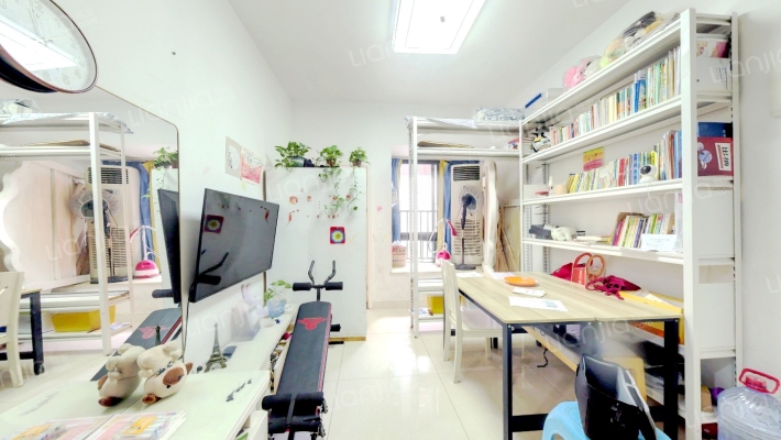 弘悦101二手房实景图