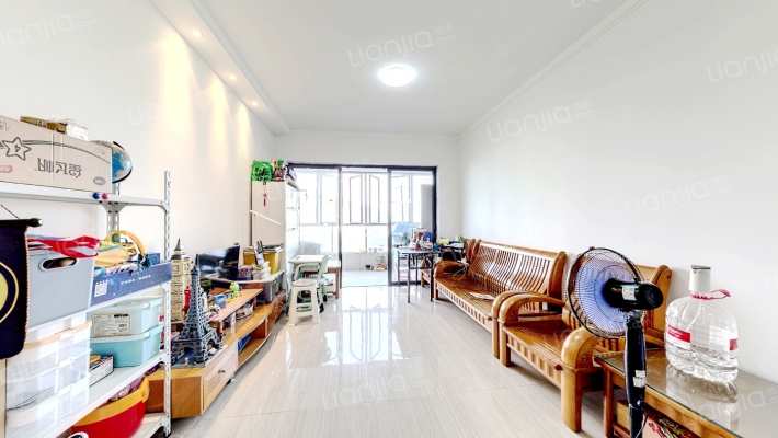 越秀滨海珺城二手房实景图