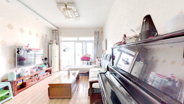 巨东青春华庭二手房实景图