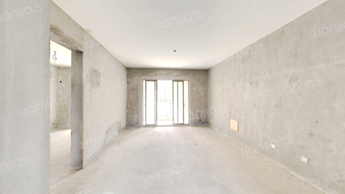 贵安新天地贵荣苑二手房实景图