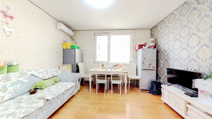 铭品嘉苑二手房实景图