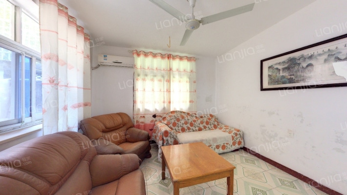 园林公司家属院二手房实景图