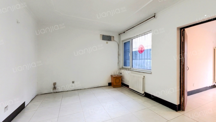 新居里二手房实景图