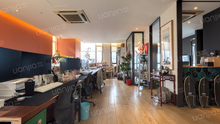 世茂中心二手房实景图