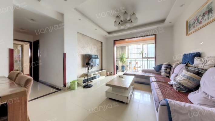 新神风八座二手房实景图