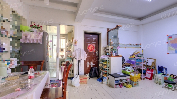 红钢城二手房实景图