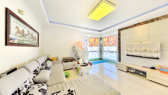 万达江畔人家二手房实景图