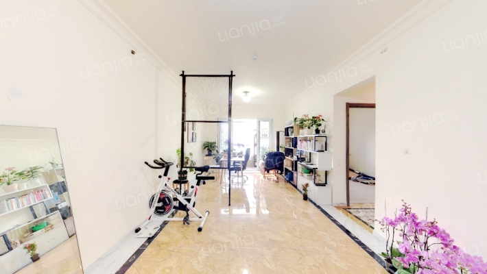 碧桂园凤凰城东区二手房实景图