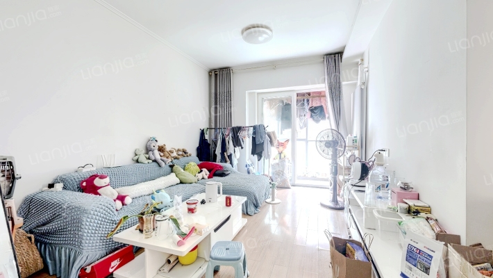 美景芳邻二手房实景图