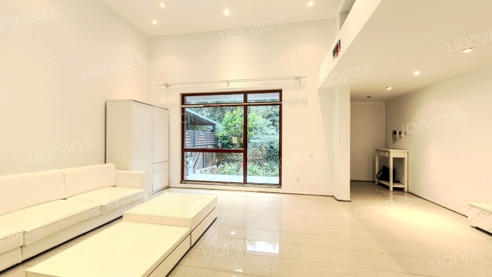 半山枫林香山85号院二手房实景图