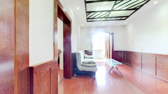 青少年宫宿舍小区二手房实景图