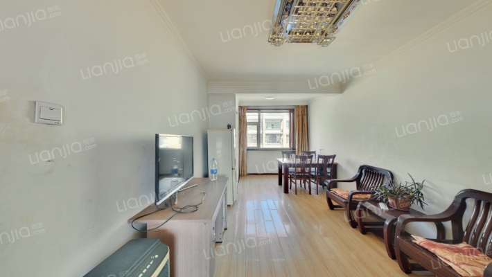 华大天朗国际A区二手房实景图