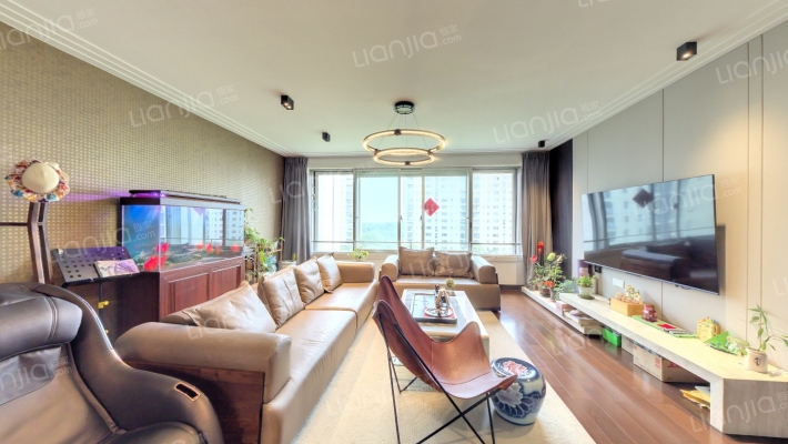 裕沁湖畔庭东区二手房实景图