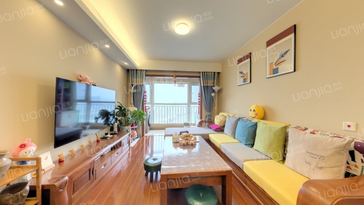 中航樾公馆二手房实景图