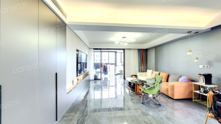 和泰玫瑰园二手房实景图