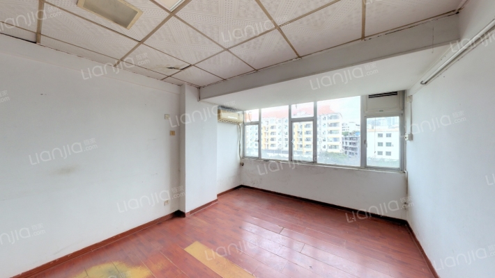 新峰楼二手房实景图