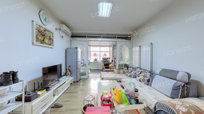 市三院宿舍二手房实景图