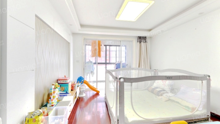 海尚名都二手房实景图