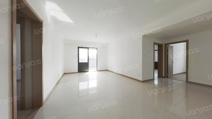 世茂云锦玉海园二手房实景图