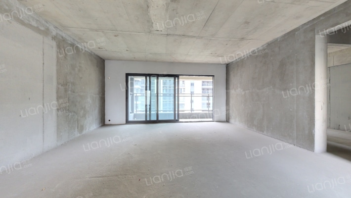 铂钻花园二手房实景图