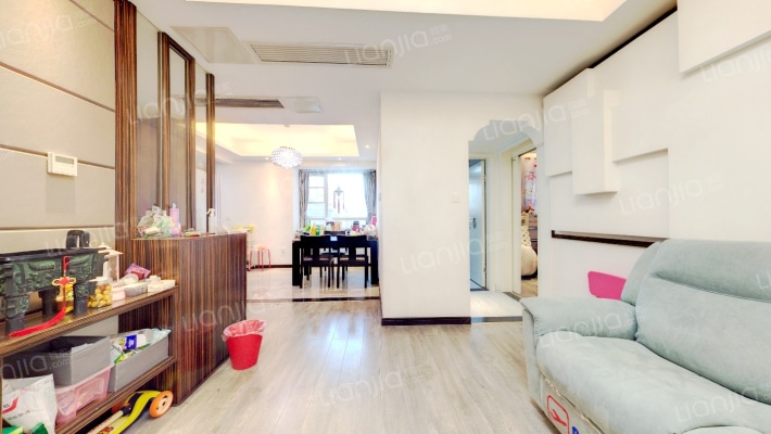 保利拉菲二手房实景图