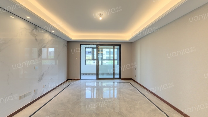 芳原二手房实景图