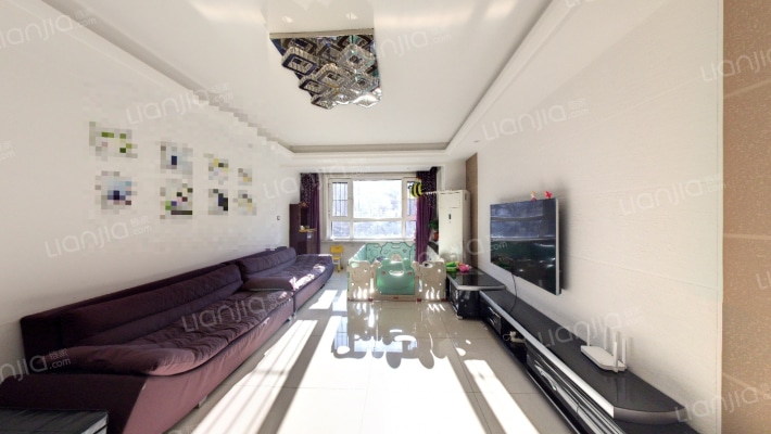 英伦小镇A区二手房实景图