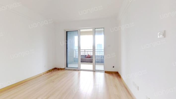 联投汉口郡三期御湖二手房实景图