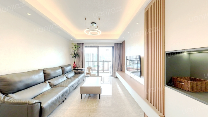 富颐华庭S区二手房实景图