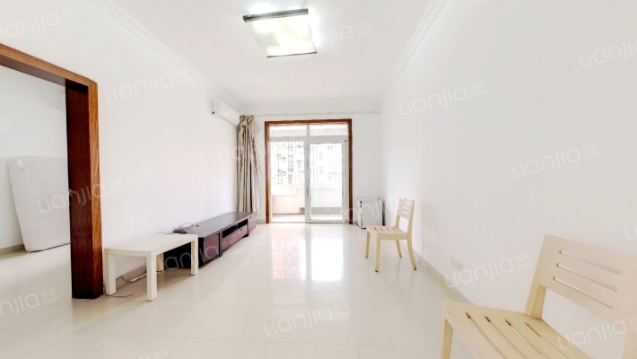 深宝住宅区二手房实景图