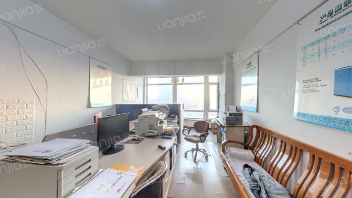 银领国际公寓二手房实景图