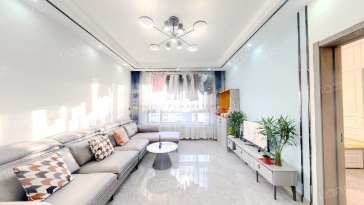 骏赫城书苑派二手房实景图