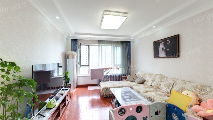 鼎盛水晶湾二手房实景图