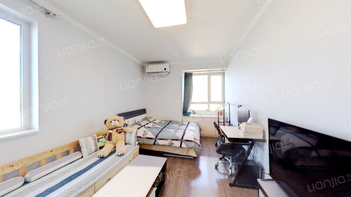 泰莱16区二手房实景图