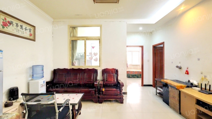 世纪广场小区二手房实景图