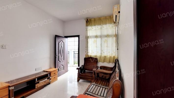 学生公寓二手房实景图