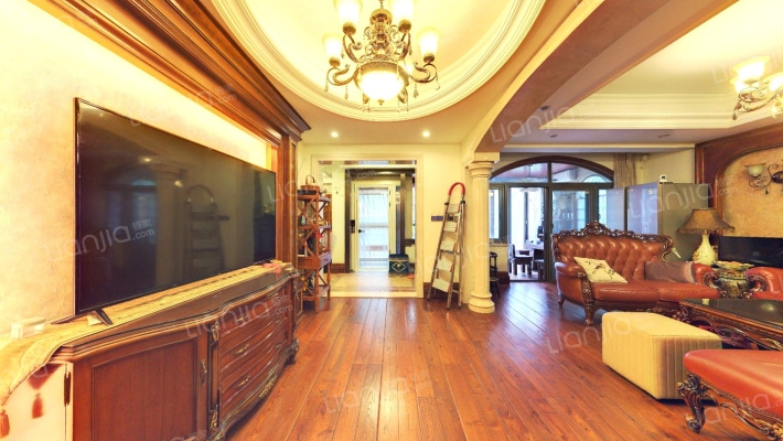 保利国宾上院二手房实景图