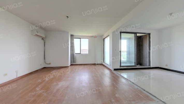 浦江华侨城2期(浦驰路1809弄)二手房实景图