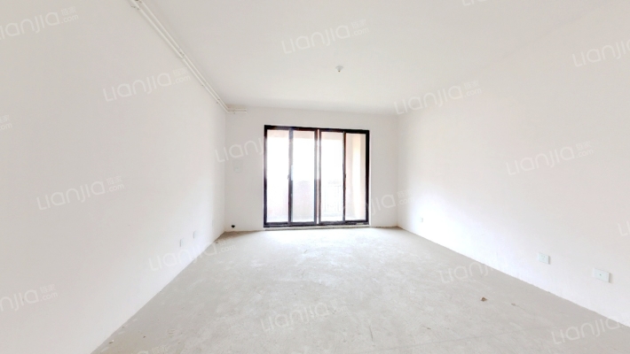 百合园二手房实景图