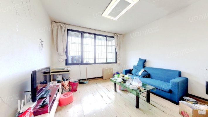 黄金路178号二手房实景图