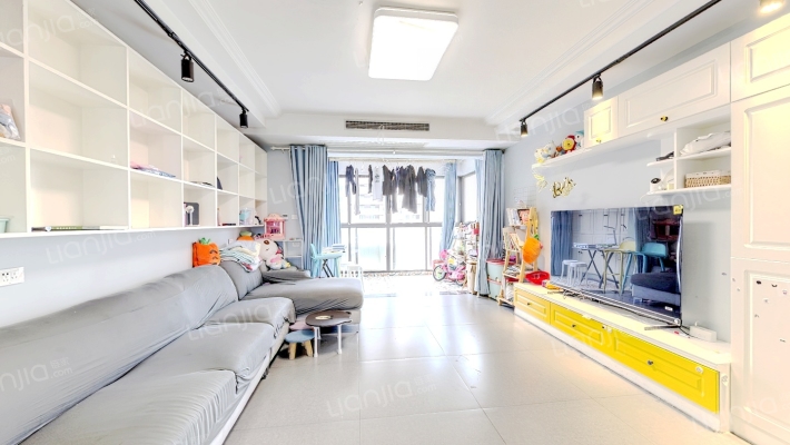 万龙中央公园二手房实景图